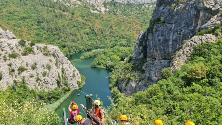 Chorwackie przygody outdoorowe. Nie tylko pociąg i plaża Okolice Omis w Chorwacji banner (c) panpodroznik.com