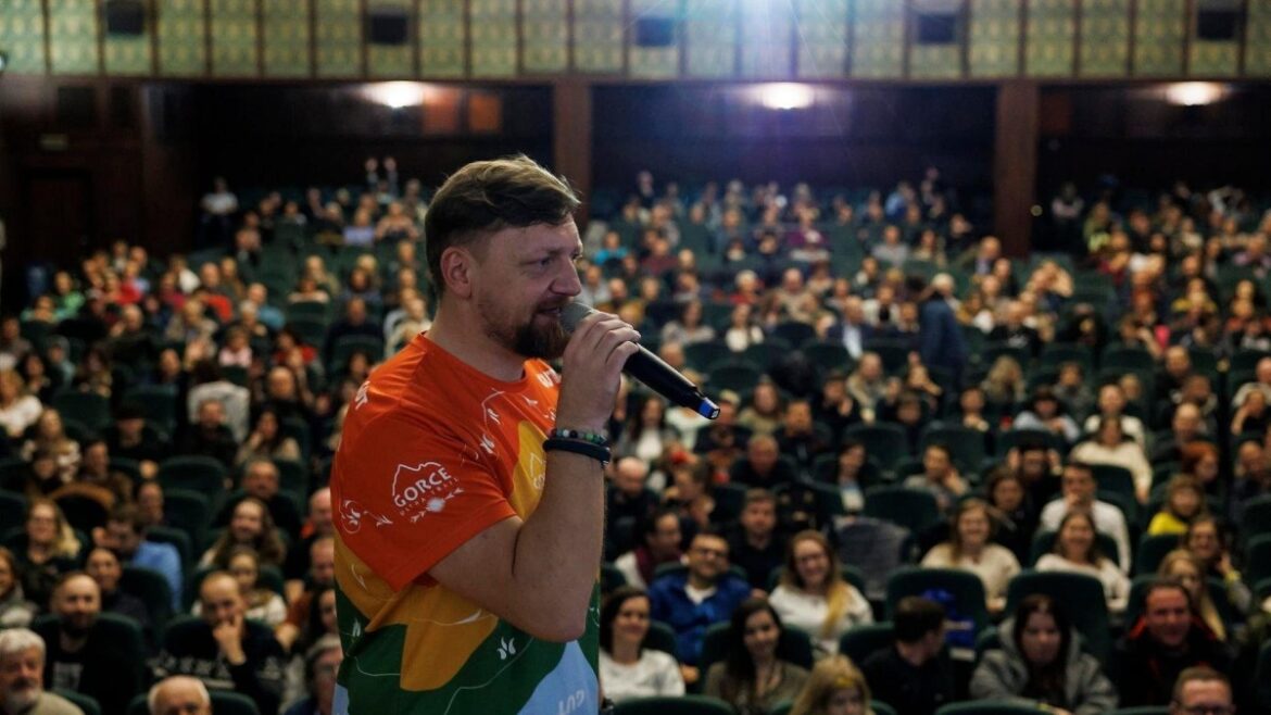 Prelekcja Pana Podróżnika: 14. Festiwal Kultur Świata (Podkarpacki Kalejdoskop Podróżniczy) Podkarpacki Festiwal Podróżniczy 2022 banner (c) Patryk Ogorzałek, Agencja Wyborcza.pl