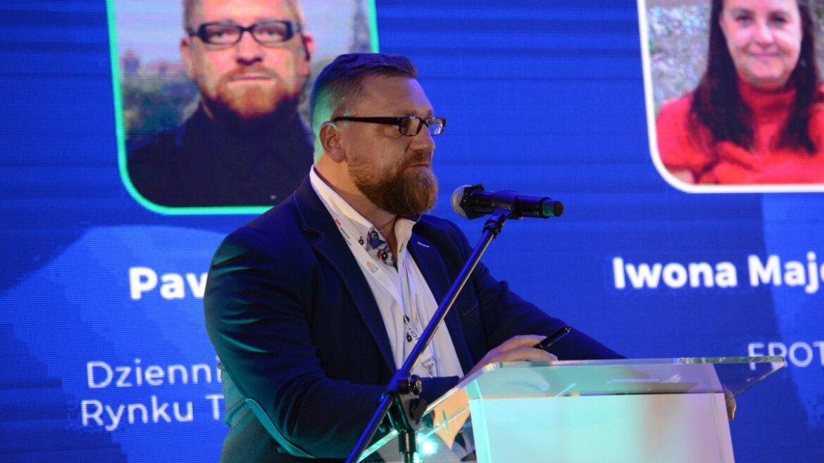 Moderator: konferencja Izby Gospodarczej Hotelarstwa Polskiego IGHP Izba Gospodarcza Hotelarstwa Polskiego banner (c) panpodroznik.com