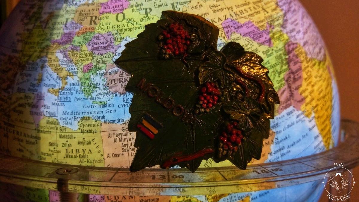 Magnesy podróżnicze (c) panpodroznik.com