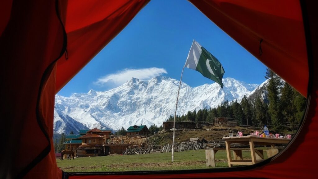 Widok na Nanga Parbat z Fairy Meadows banner (c) panpodroznik.com