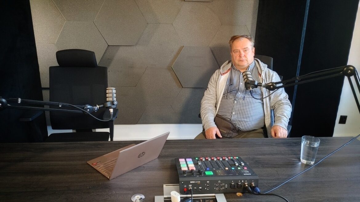 Podcast: „Marketing i praktyczne aspekty związane z turystyką społeczną” – realizacja Podcast marketing w turystyce społecznej banner (c) panpodroznik.com