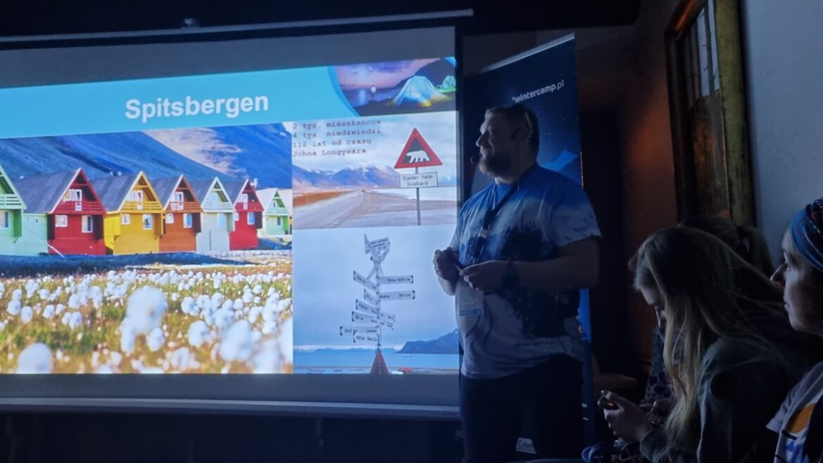 Prelekcja Pana Podróżnika: Turbacz WinterCamp 2022 Winter Camp 2022 banner (c) panpodroznik.com