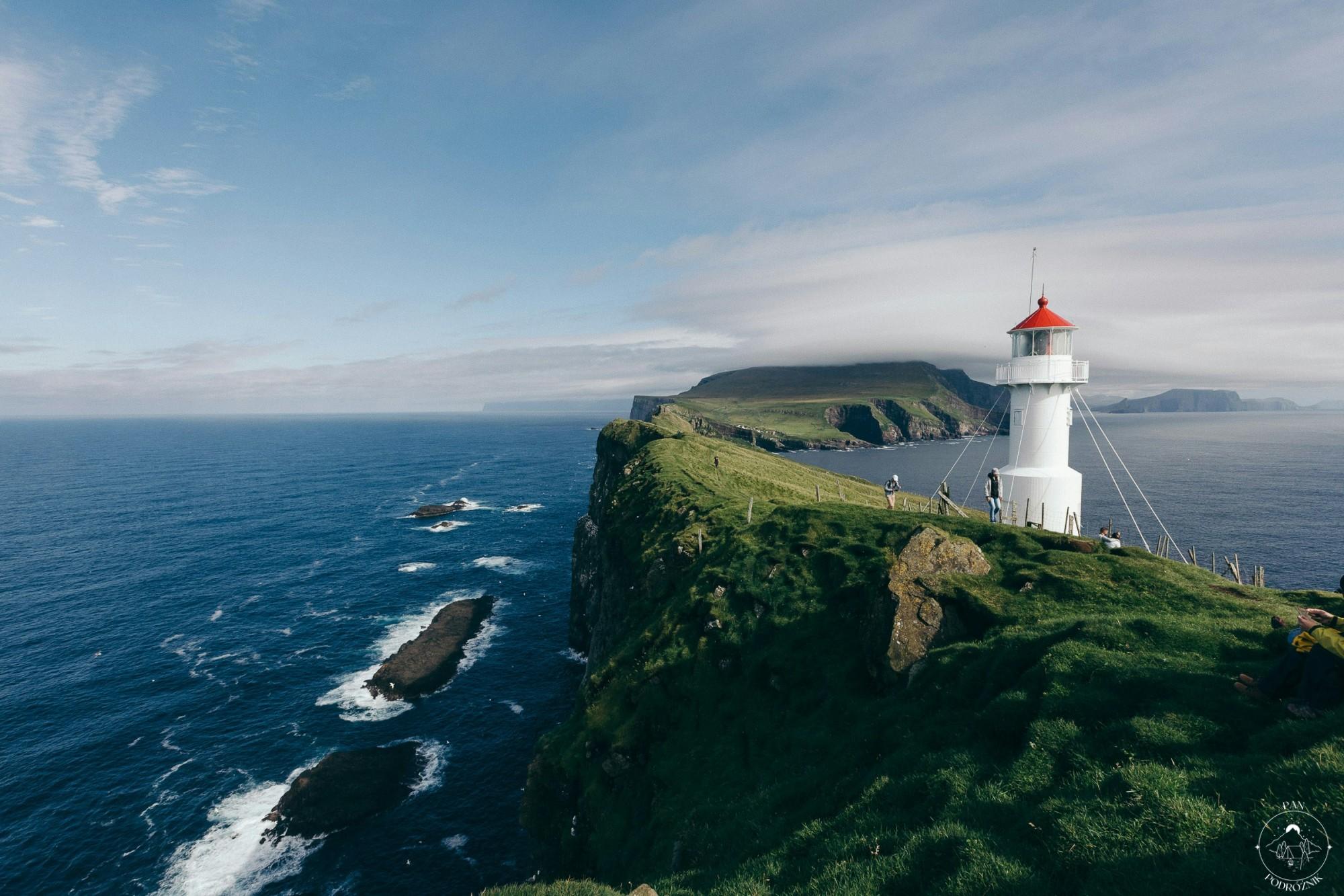 Mykines, Wyspy Owcze (c) Philipp Waldhauer, unsplash / panpodroznik.com